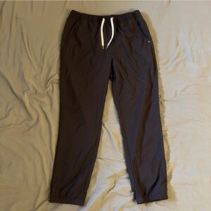 Vuori Kore Jogger Lined 28" - Size L (EUC)